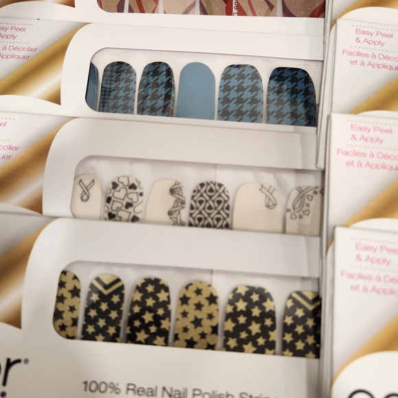 Color Street Grab Bag - #17 - Picture 3 of 7